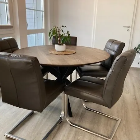 Apartment 4