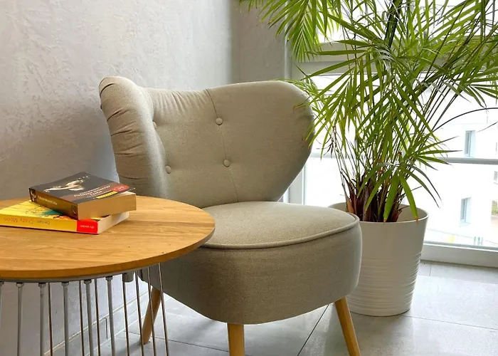 4 Διαμέρισμα *