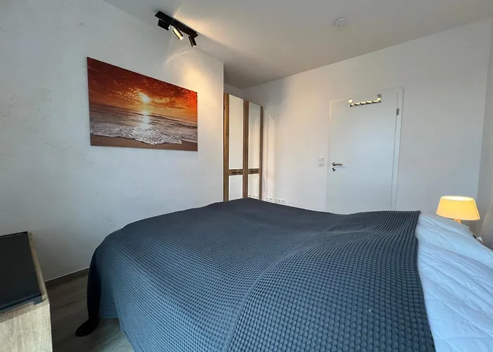 Διαμέρισμα 4 *